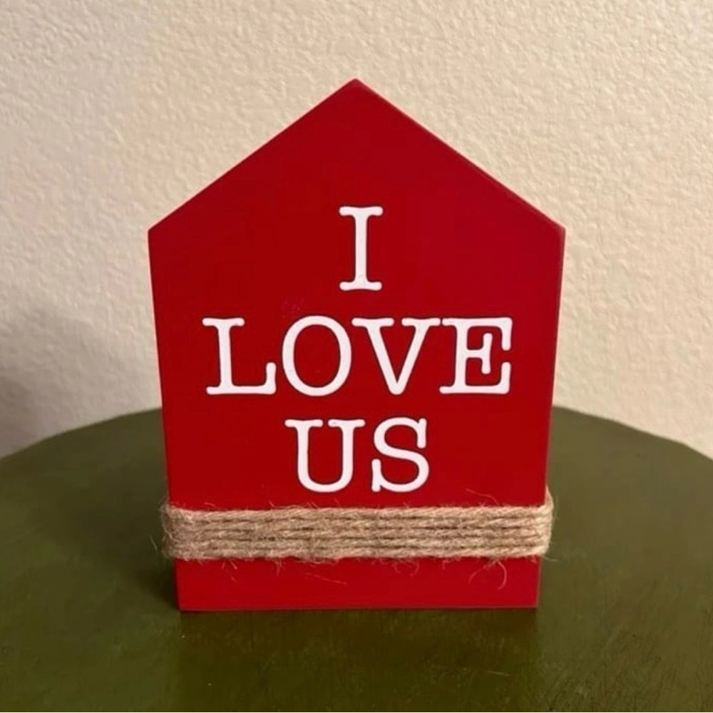 Red "I LOVE US" Decorative Home Accent